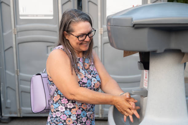 Best Local porta potty services  in Hull, IA